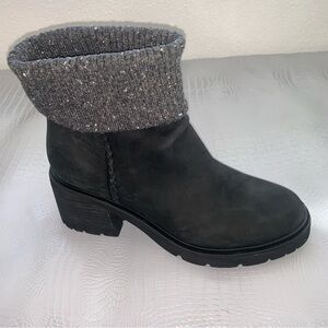 Earth Black Boots with Gray Knit Cuff Size 8 

NEW WITH TAGS